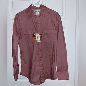 Men’s Wrangler long sleeve button down shirt